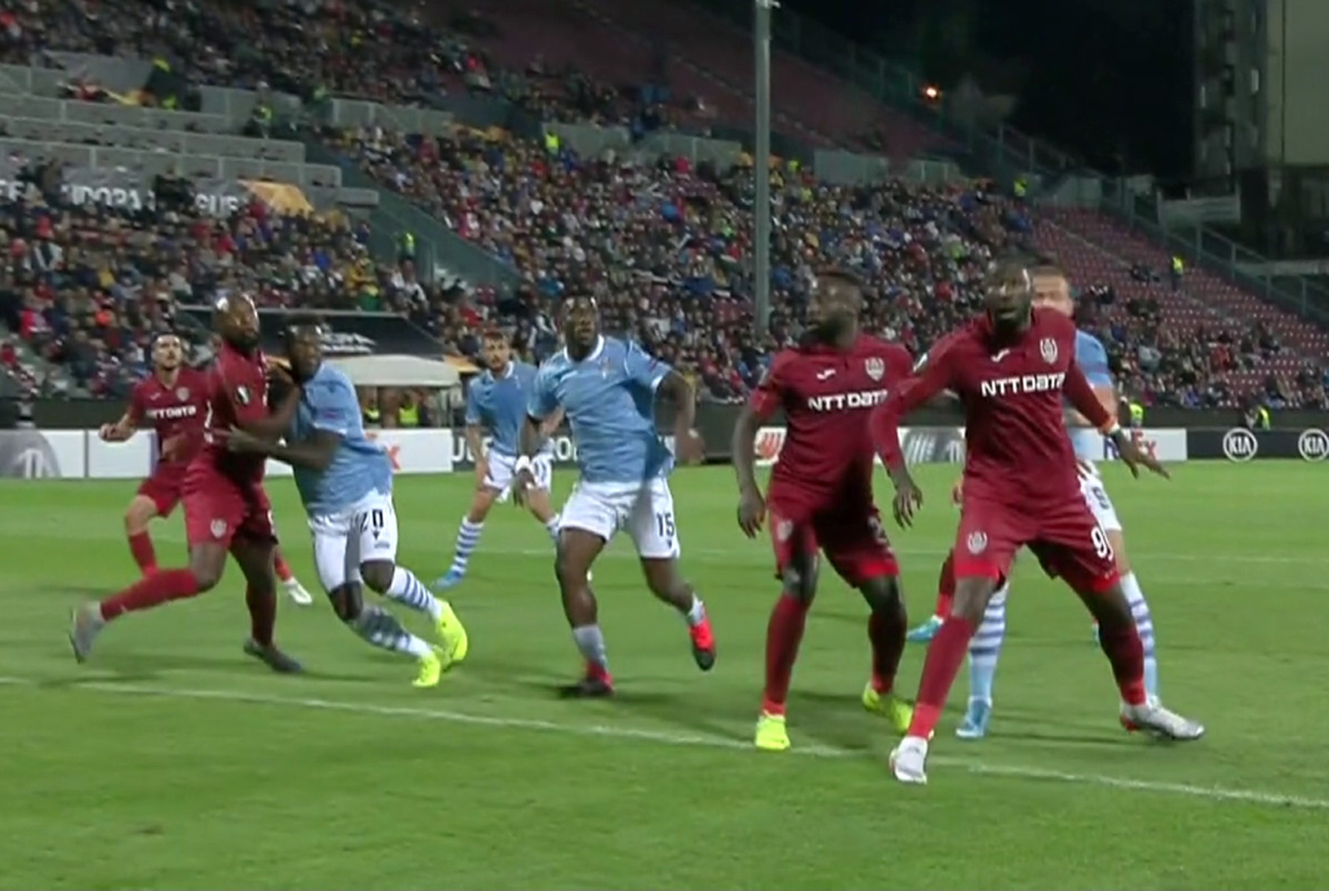 CFR CLUJ - LAZIO 2-1 // FOTO Bastos a deschis scorul după o gafă în apărarea ardelenilor » Bordeianu n-a schițat niciun gest la golul italienilor