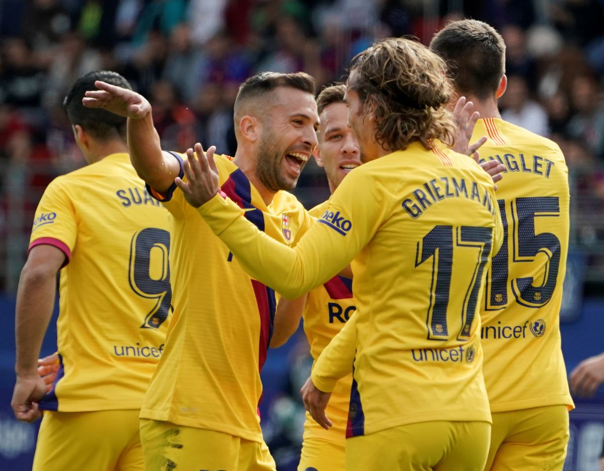 EIBAR - BARCELONA 0-3 // VIDEO + FOTO Catalanii urcă provizoriu pe locul 1! Messi, Suarez și Griezmann au adus victoria