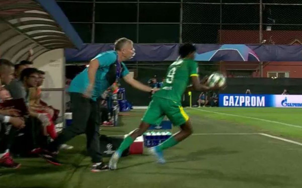 CFR CLUJ - SLAVIA PRAGA 0-1 // FOTO Dan Petrescu a oferit faza serii! A vrut să-i saboteze pe cehi