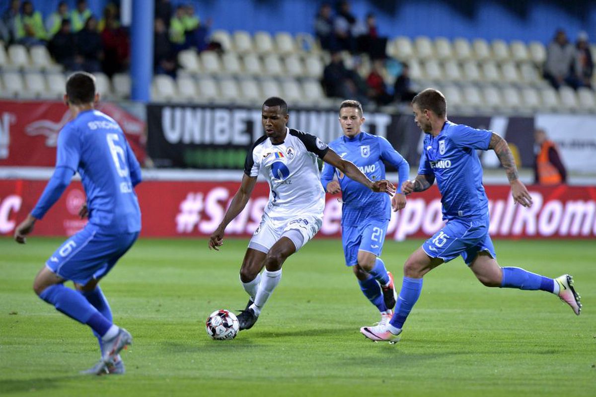 Gaz Metan - Craiova, liveTEXT+VIDEO » Vătăjelu reușește un gol superb!