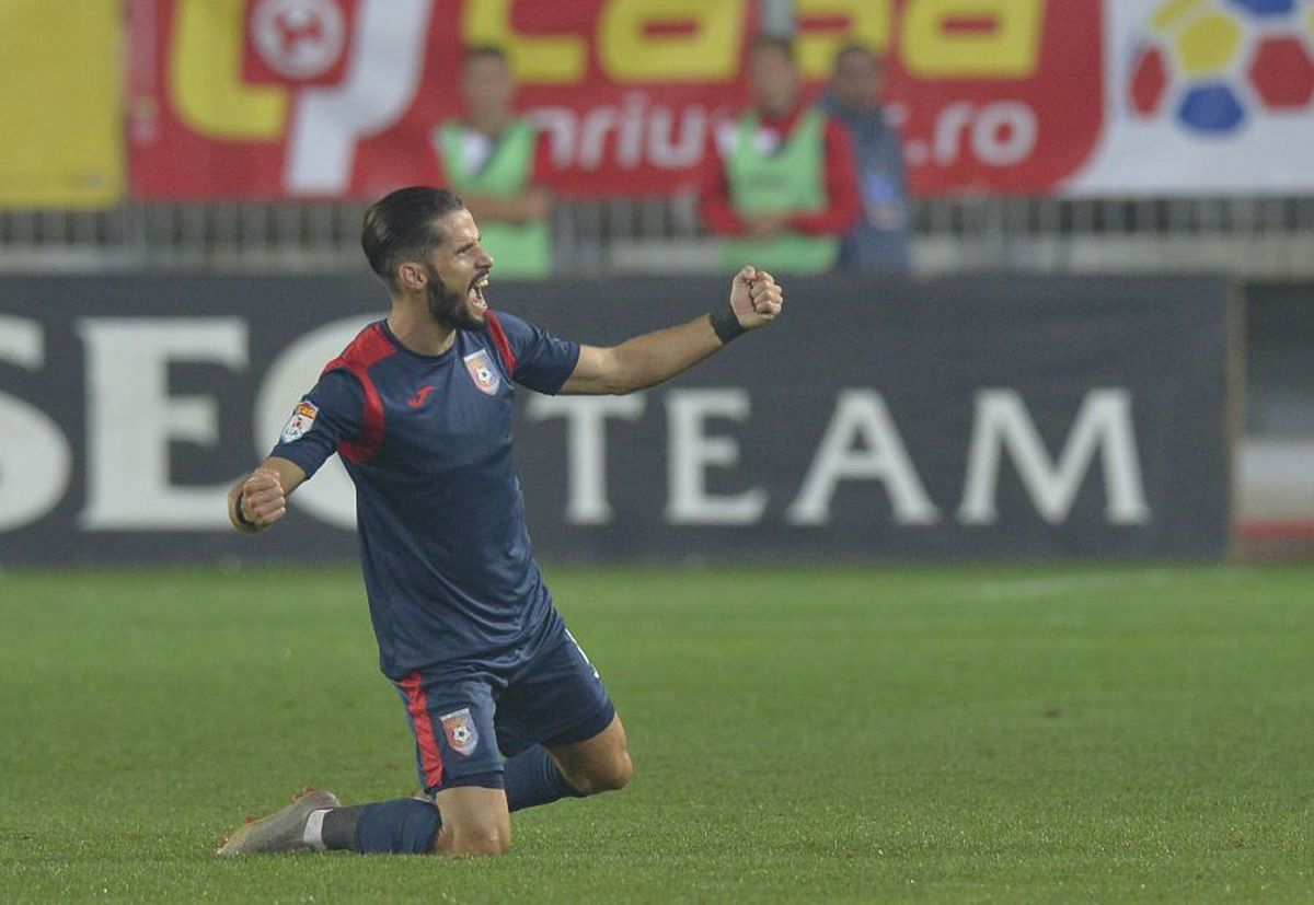 CHINDIA TÂRGOVIȘTE - FCSB