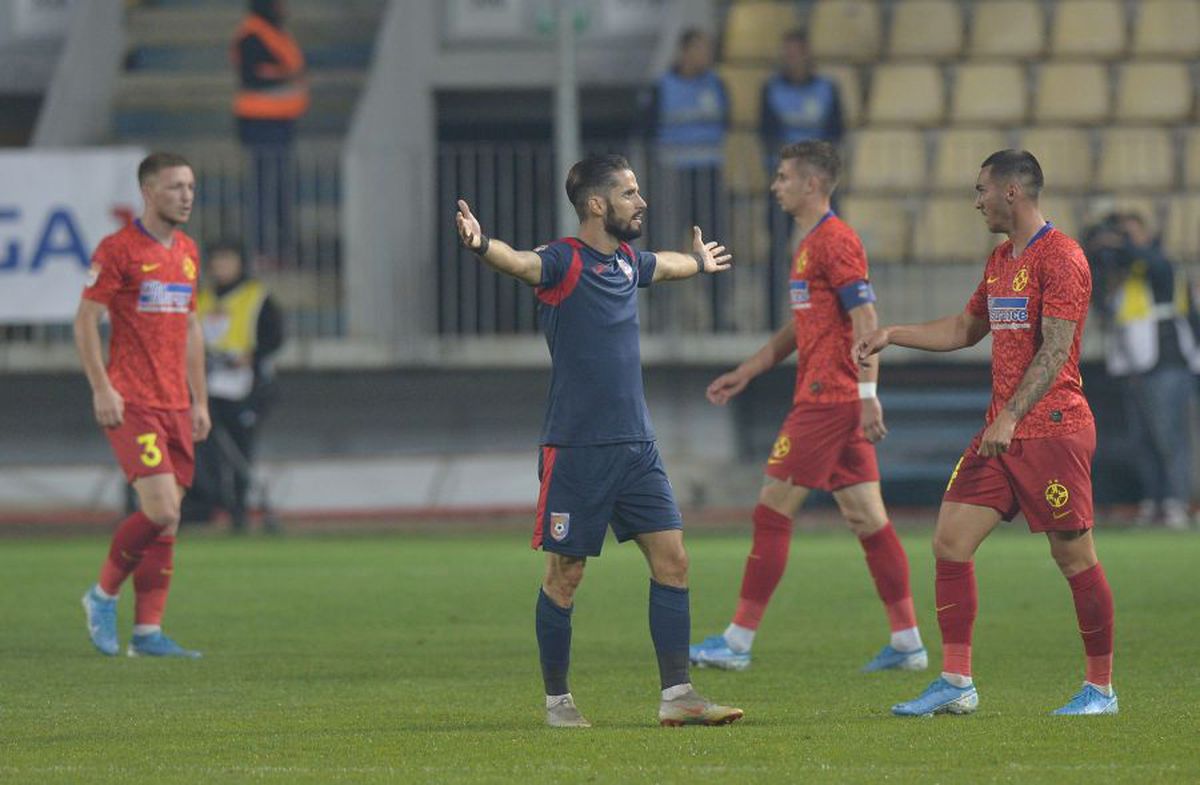 CHINDIA - FCSB 1-2 // NOTE GSP N-a strălucit nimeni! Doar doi fotbaliști din echipa lui Vintilă au primit 7 + cine a fost cel mai slab de pe teren