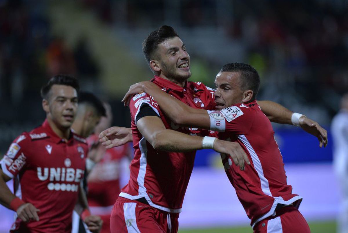 GALERIE FOTO Astra - Dinamo 3-2 // Cronică Cristian Geambașu: „Astra-i apărare, Dusan?”