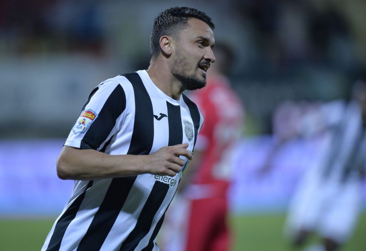 GALERIE FOTO Astra - Dinamo 3-2 // Cronică Cristian Geambașu: „Astra-i apărare, Dusan?”