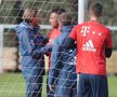 FOTO Panică la antrenamentul lui Bayern » Corentin Tolisso s-a prăbușit la pământ ținându-se cu mâna de piept! Antrenamentul a fost suspendat