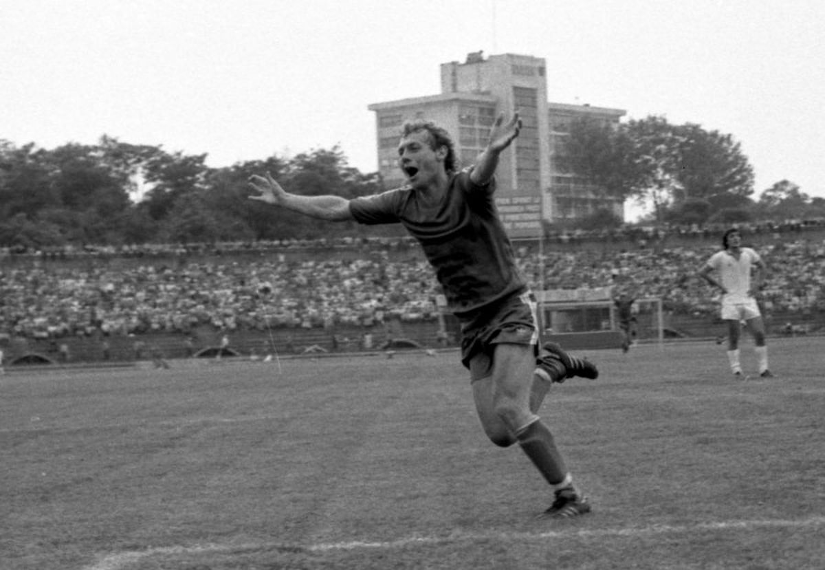 FOTO Un an fără „Minunea blondă”