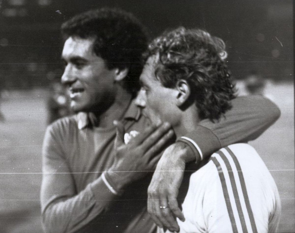 VIDEO + FOTO 2 ani de la decesul lui Ilie Balaci: „A fost mai mare ca Hagi” + „Era deranjant de modest pentru valoarea lui”