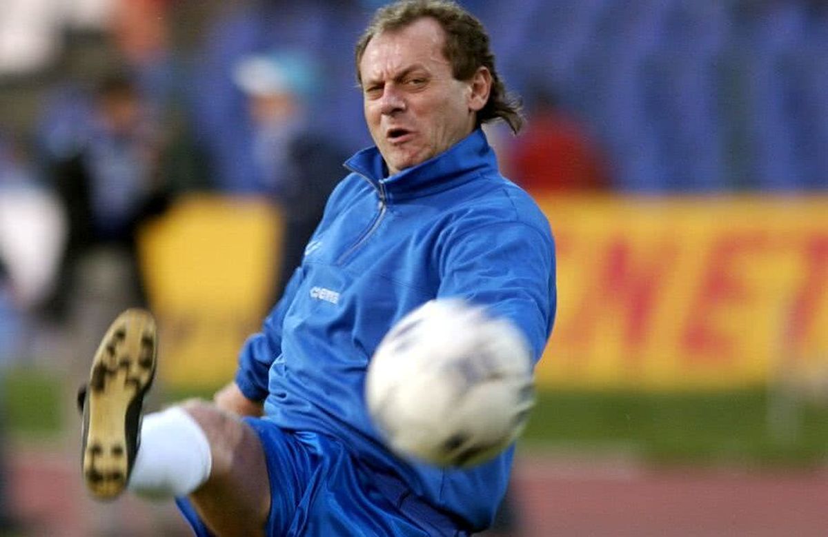 VIDEO + FOTO 2 ani de la decesul lui Ilie Balaci: „A fost mai mare ca Hagi” + „Era deranjant de modest pentru valoarea lui”