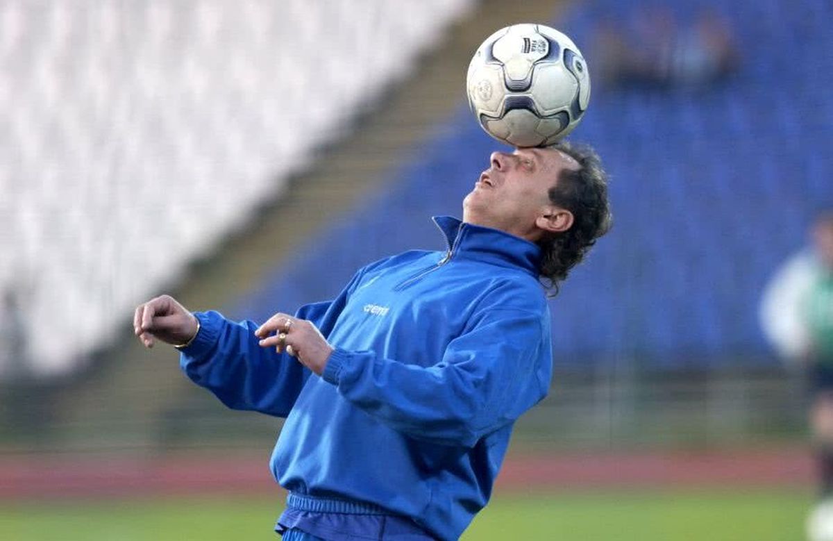 VIDEO + FOTO 2 ani de la decesul lui Ilie Balaci: „A fost mai mare ca Hagi” + „Era deranjant de modest pentru valoarea lui”