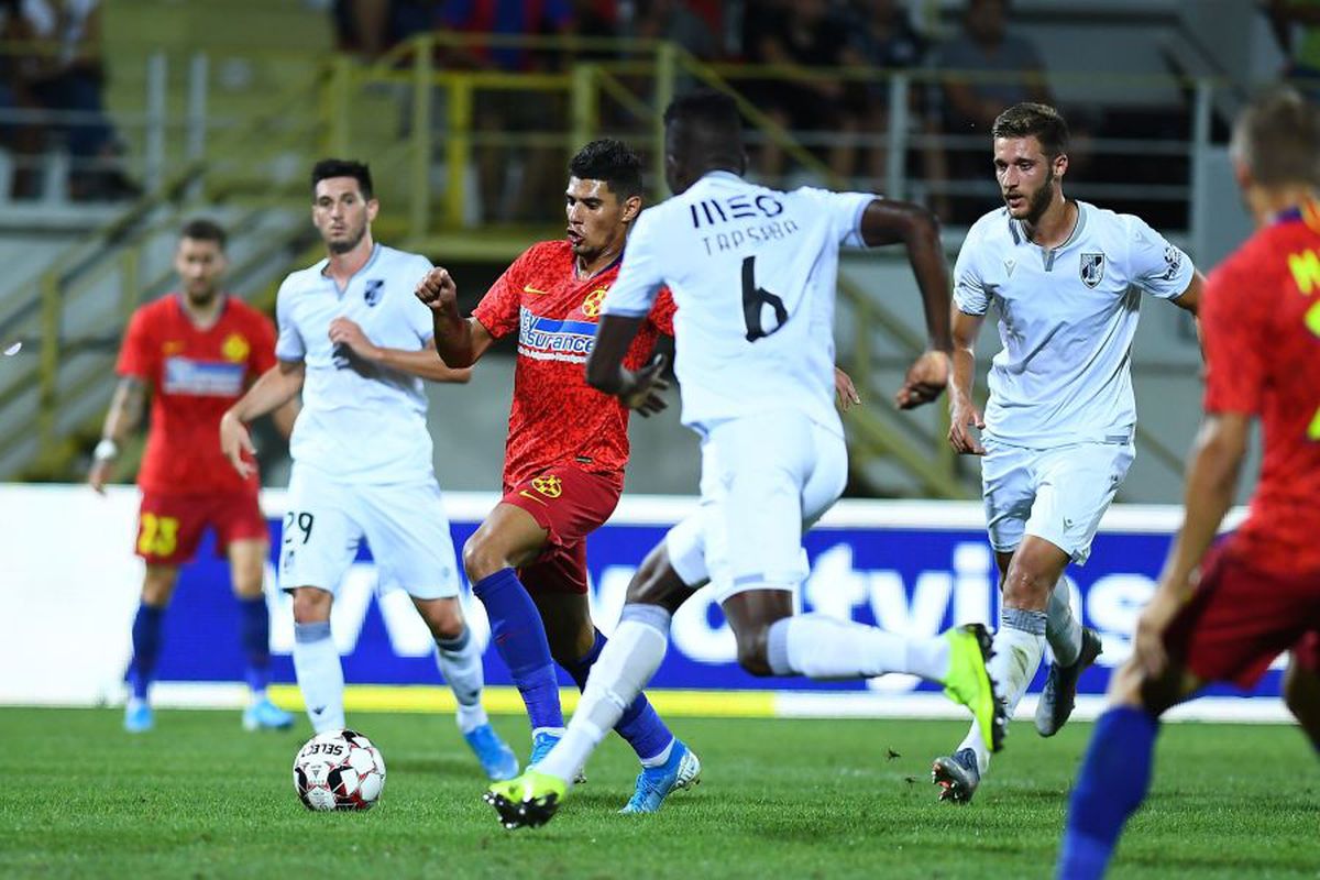 FCSB - VITORIA GUIMARAES 0-0 // CRONICĂ REMUS RĂUREANU: Porcușorul de Guineea rezistă: echipa-experiment aliniată de Becali supraviețuiește pentru returul din Portugalia