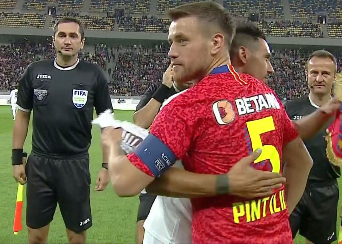 FCSB - CFR CLUJ / FOTO FCSB a învins FRF? Betano e noul sponsor al roș-albaștrilor!