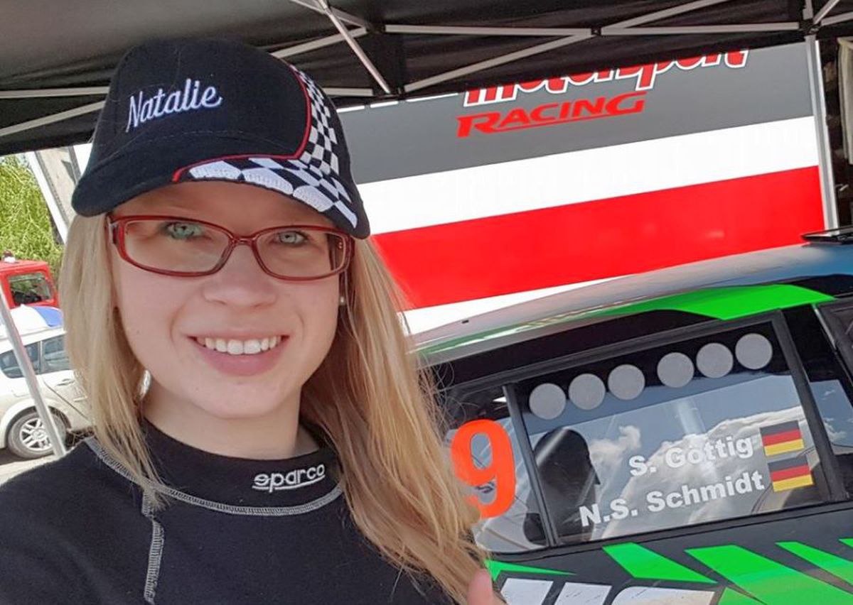 FOTO Raliul fetelor! 17 doamne și domnișoare iau startul în cea mai importantă etapă de motorsport din România