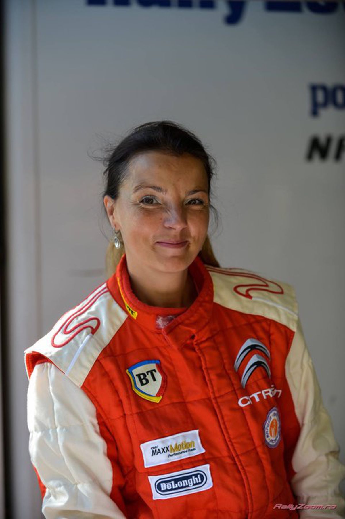 FOTO Raliul fetelor! 17 doamne și domnișoare iau startul în cea mai importantă etapă de motorsport din România