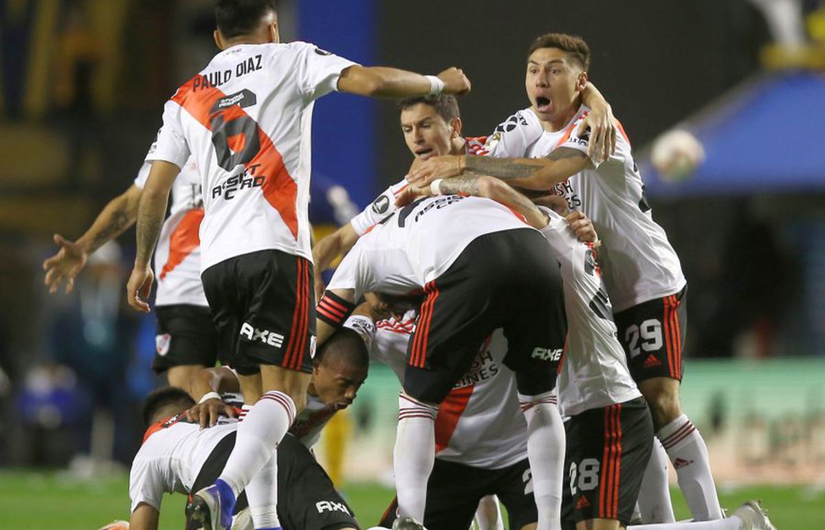 BOCA JUNIORS - RIVER PLATE // VIDEO + FOTO River Plate e în finala Copei Libertadores! A pierdut returul cu Boca, dar a mers mai departe » Atmosferă uluitoare în Argentina