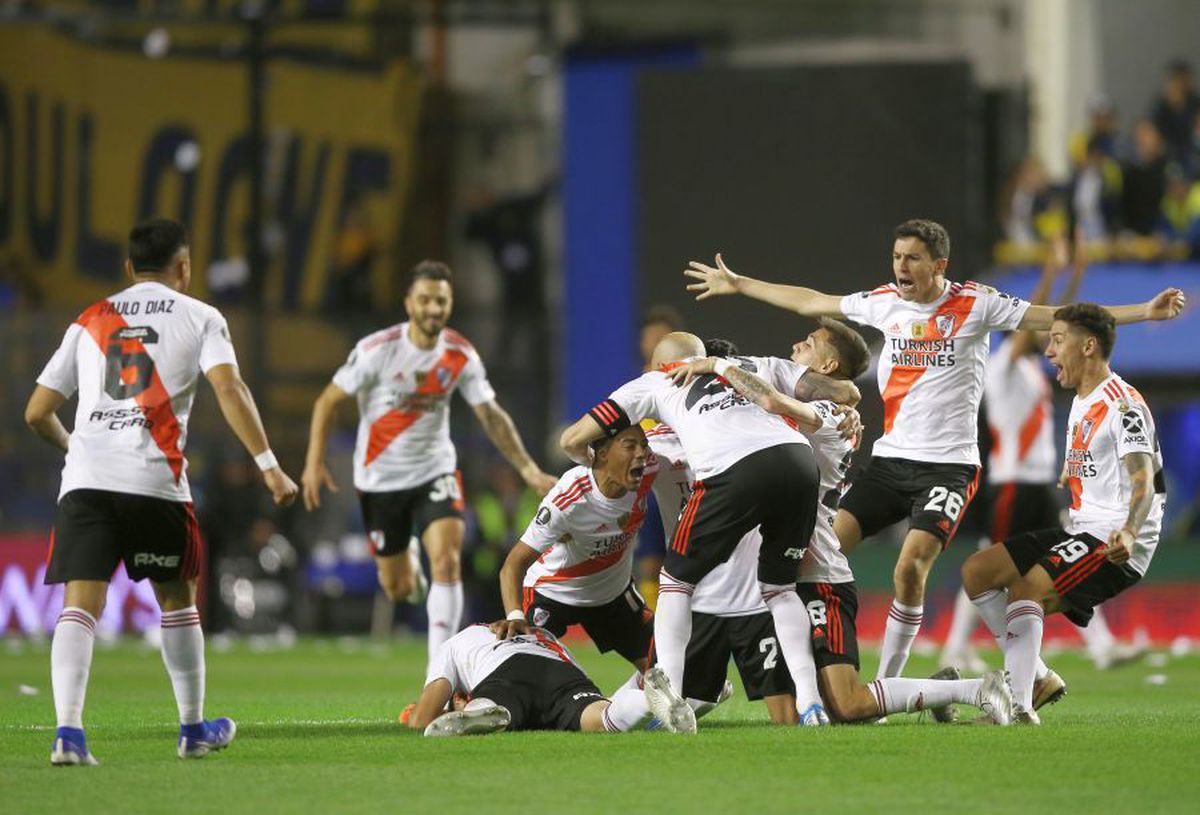 BOCA JUNIORS - RIVER PLATE