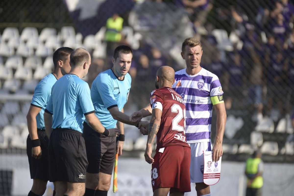 LIGA 2 // FOTO ACUM se joacă Rapid - ASU Poli, derby-ul etapei: start în  „Regie”, într-o atmosferă superbă
