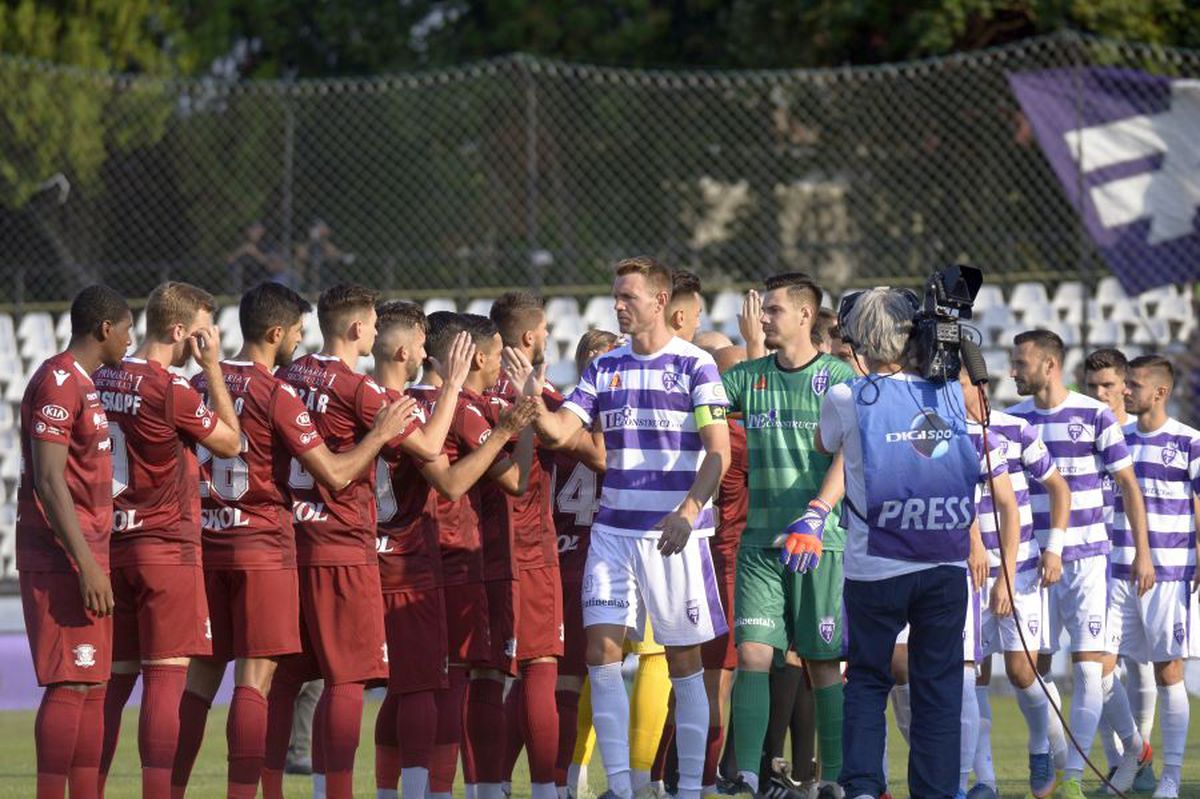 LIGA 2 // FOTO ACUM se joacă Rapid - ASU Poli, derby-ul etapei: start în  „Regie”, într-o atmosferă superbă