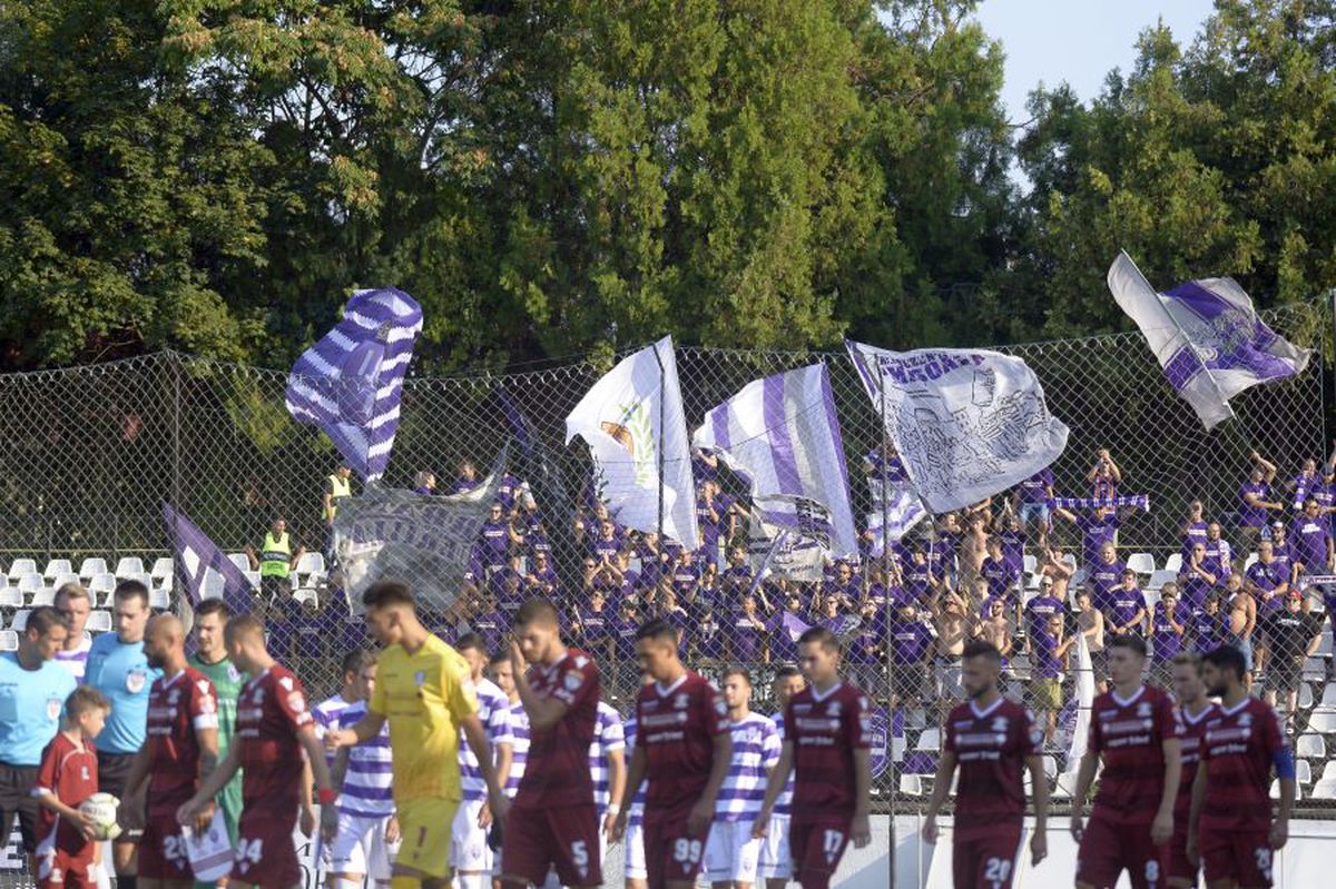 LIGA 2 // FOTO ACUM se joacă Rapid - ASU Poli, derby-ul etapei: start în  „Regie”, într-o atmosferă superbă