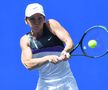 FOTO+VIDEO Simona Halep a trecut categoric de Barbora Strycova și s-a calificat în „optimi” la Wuhan!