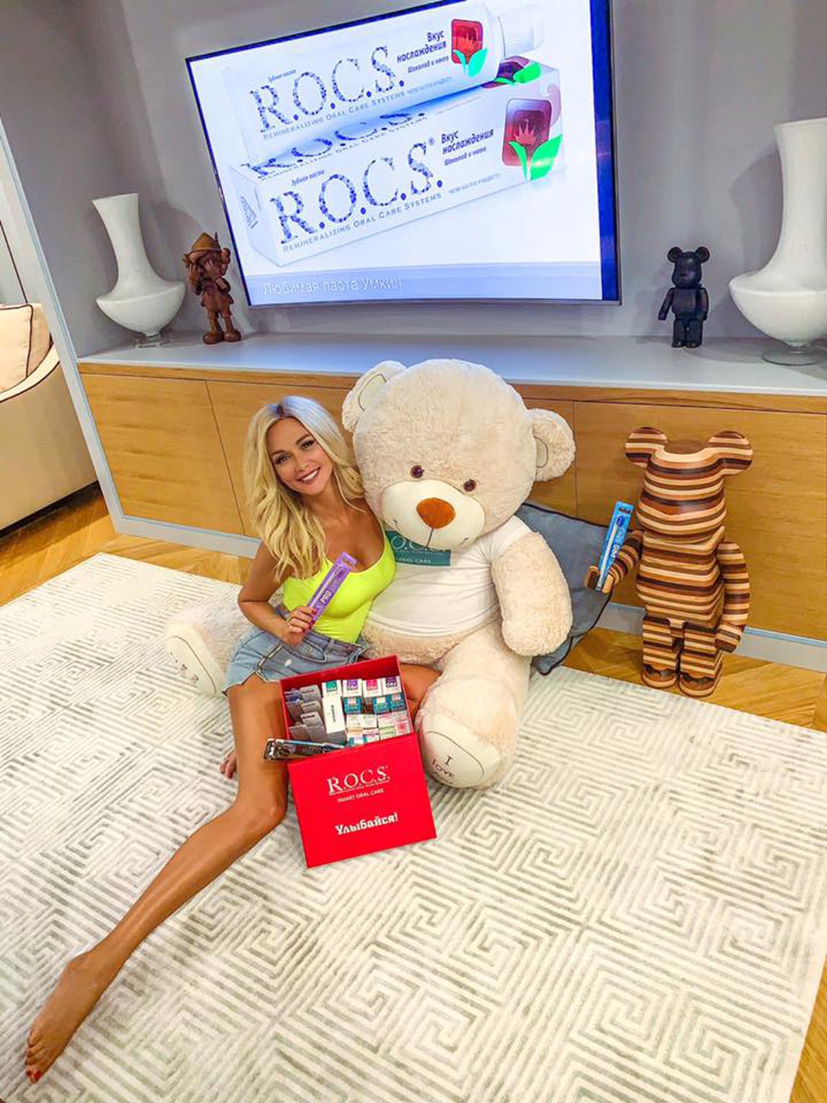 FOTO Victoria Lopyreva l-a făcut uitat pe Messi la Gala FIFA The Best