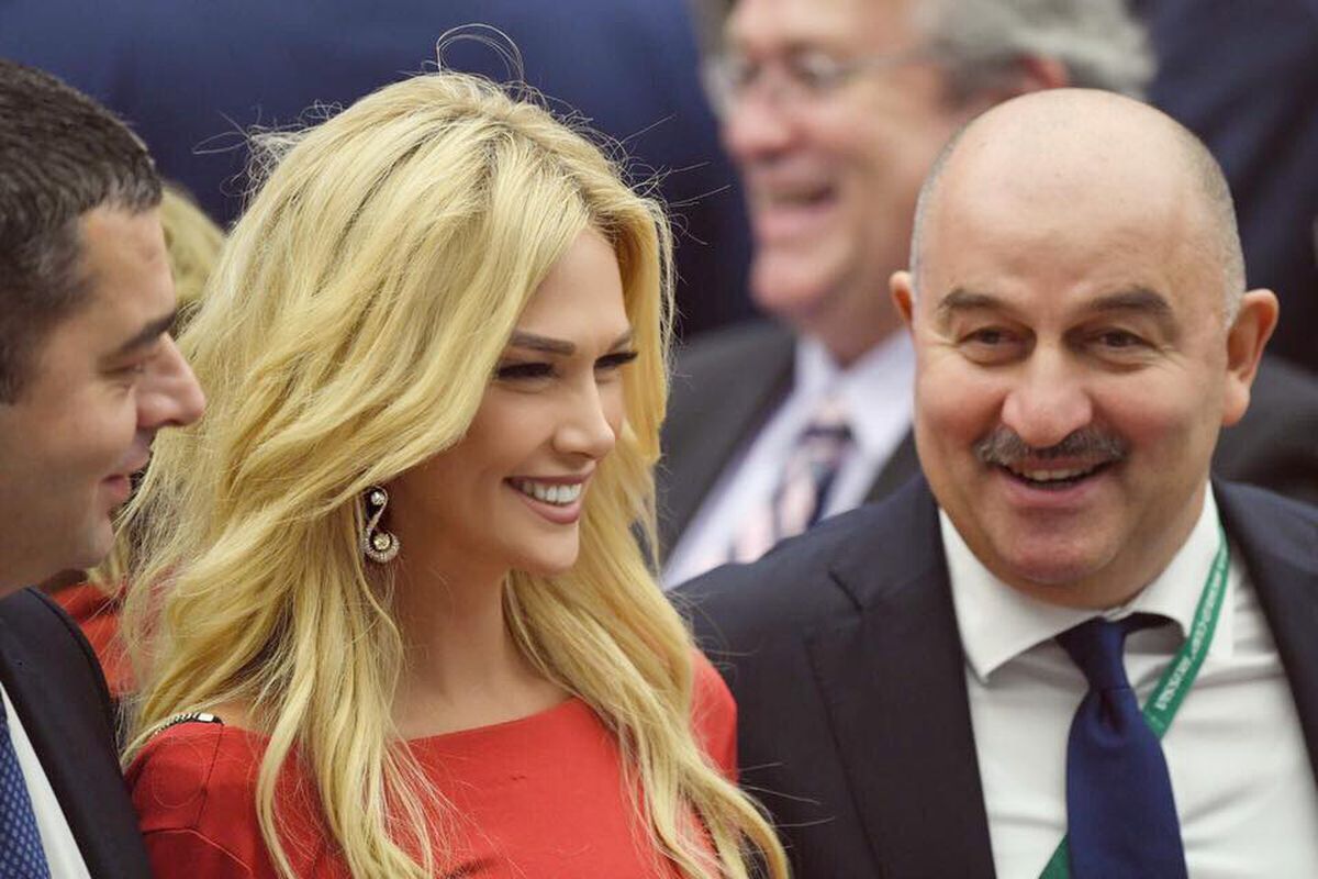 FOTO Victoria Lopyreva l-a făcut uitat pe Messi la Gala FIFA The Best » Rusoaica a întors toate privirile