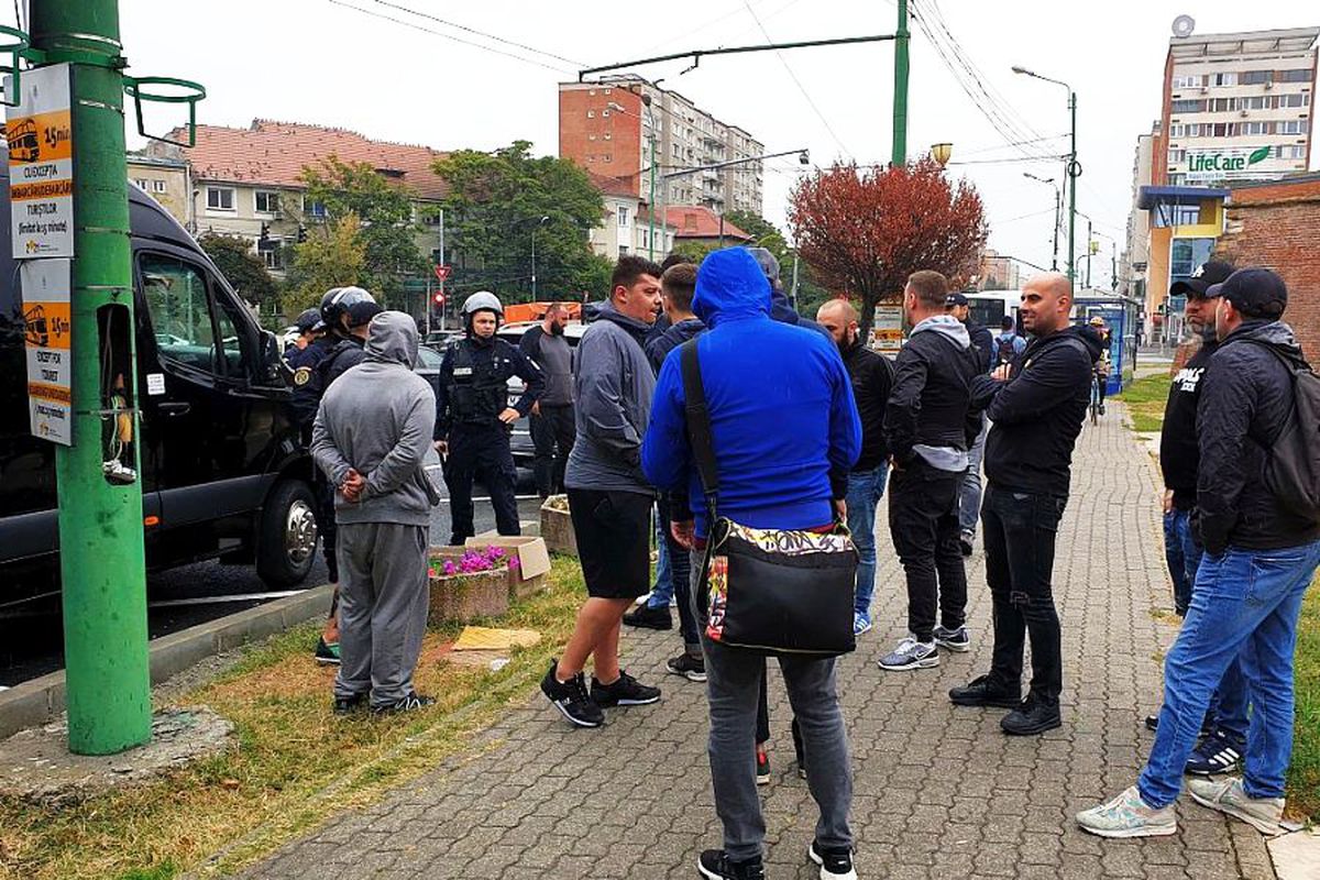 UTA - DINAMO // VIDEO + FOTO Incidente șocante pe străzi! Fanii lui Dinamo și cei ai lui Poli, ciocniri violente în centrul Timișoarei: „Motorul