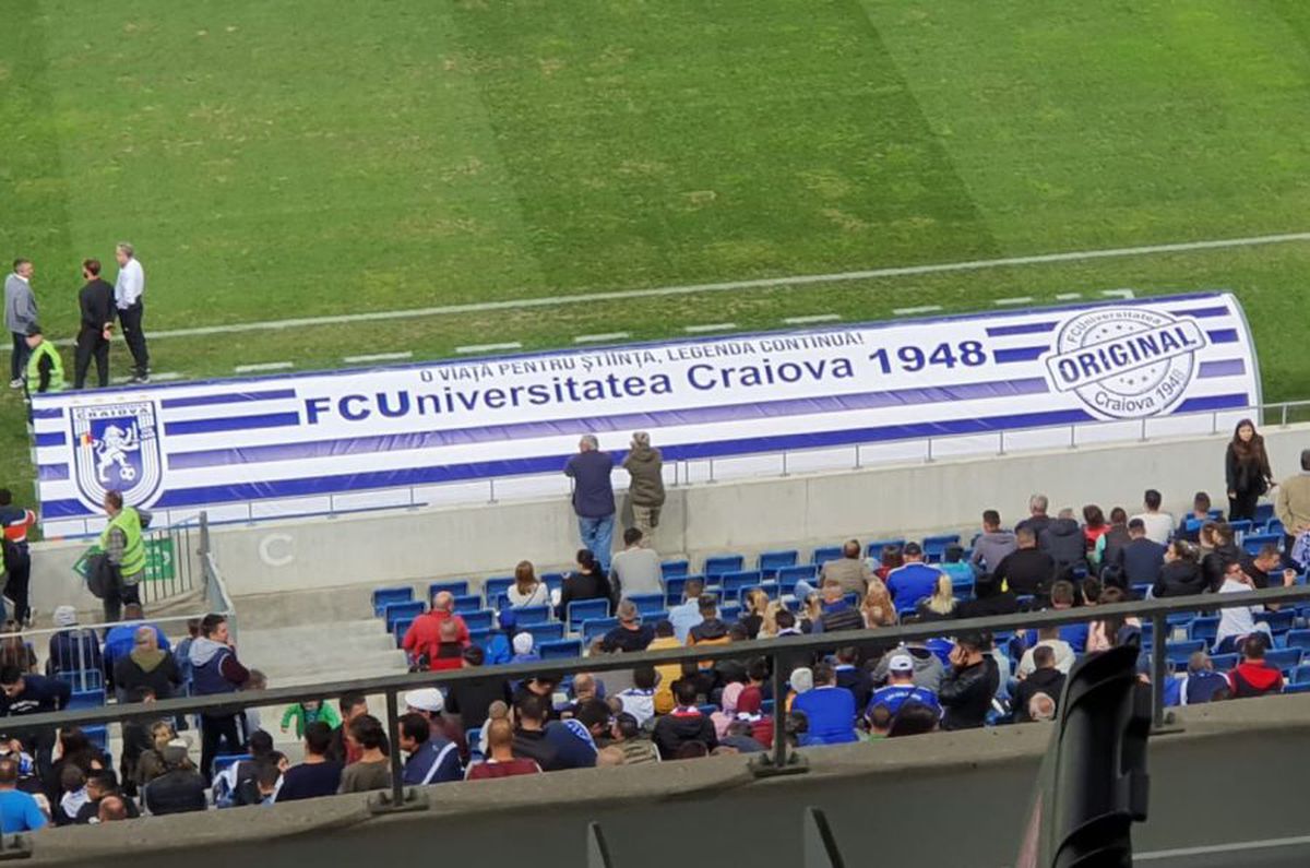 FC U CRAIOVA - U CLUJ // Decizia surprinzătoare luată de FC U Craiova » Ce au făcut la vestiare + bannere puse pe banca de rezervă