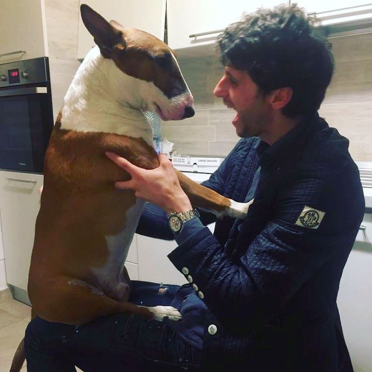 INSTASPORT // FOTO Diego Fabbrini, noua achiziție a lui Dinamo, e „Bruce Lee” în alb-roșu