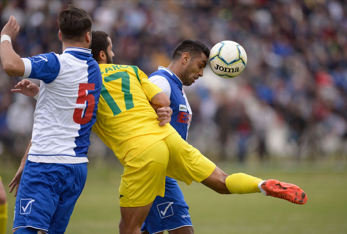 CS FĂUREI - CS MIOVENI 1-5 // FOTO&VIDEO Reportaj din Făurei: Cupa, viața satului!