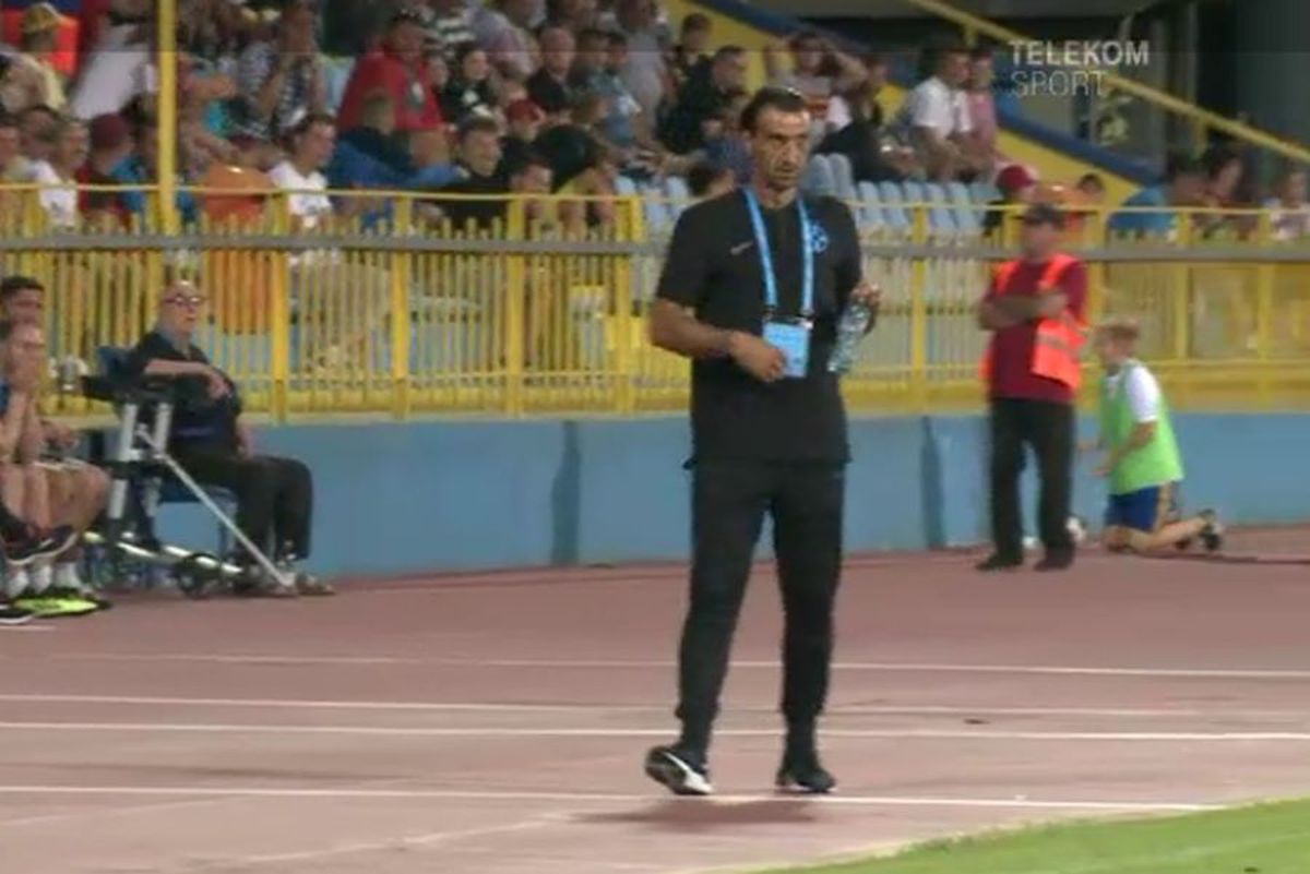 GAZ METAN - FCSB 4-0 // Ce nu s-a văzut la TV » Ce făcea Bogdan Argeș Vintilă pe marginea terenului