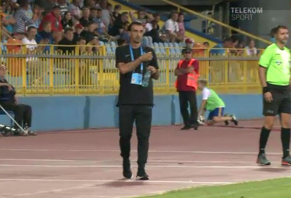 GAZ METAN - FCSB 4-0 // Ce nu s-a văzut la TV » Ce făcea Bogdan Argeș Vintilă pe marginea terenului