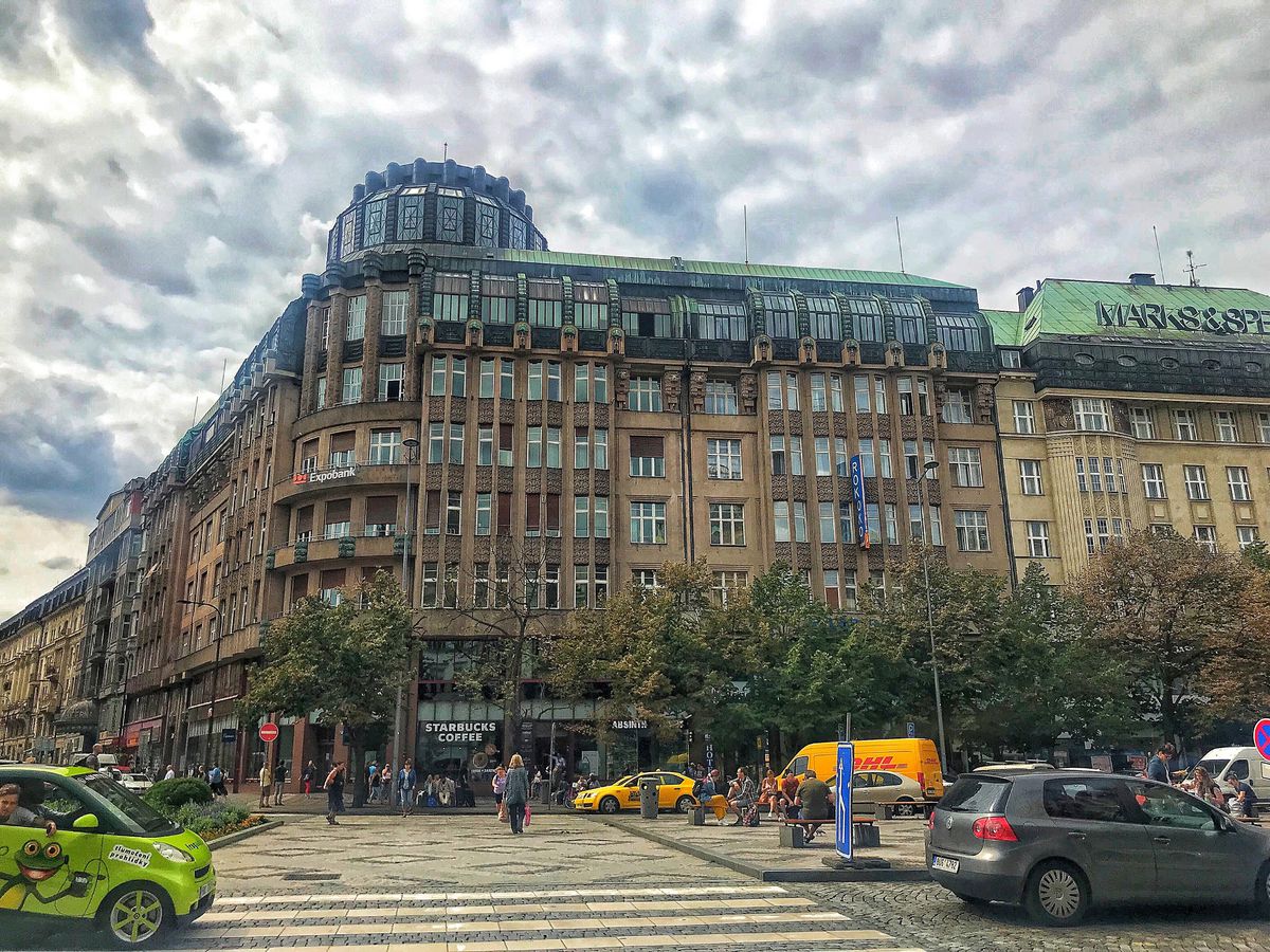 SLAVIA PRAGA - CFR CLUJ // VIDEO+FOTO Campioana României a ajuns la Praga » Visează la calificare în „Orașul de Aur"