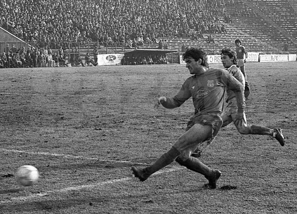 Retro GSP // VIDEO Hagi vs. Balaci » S-au bătut de 3 ori, Ilie n-a câștigat niciodată