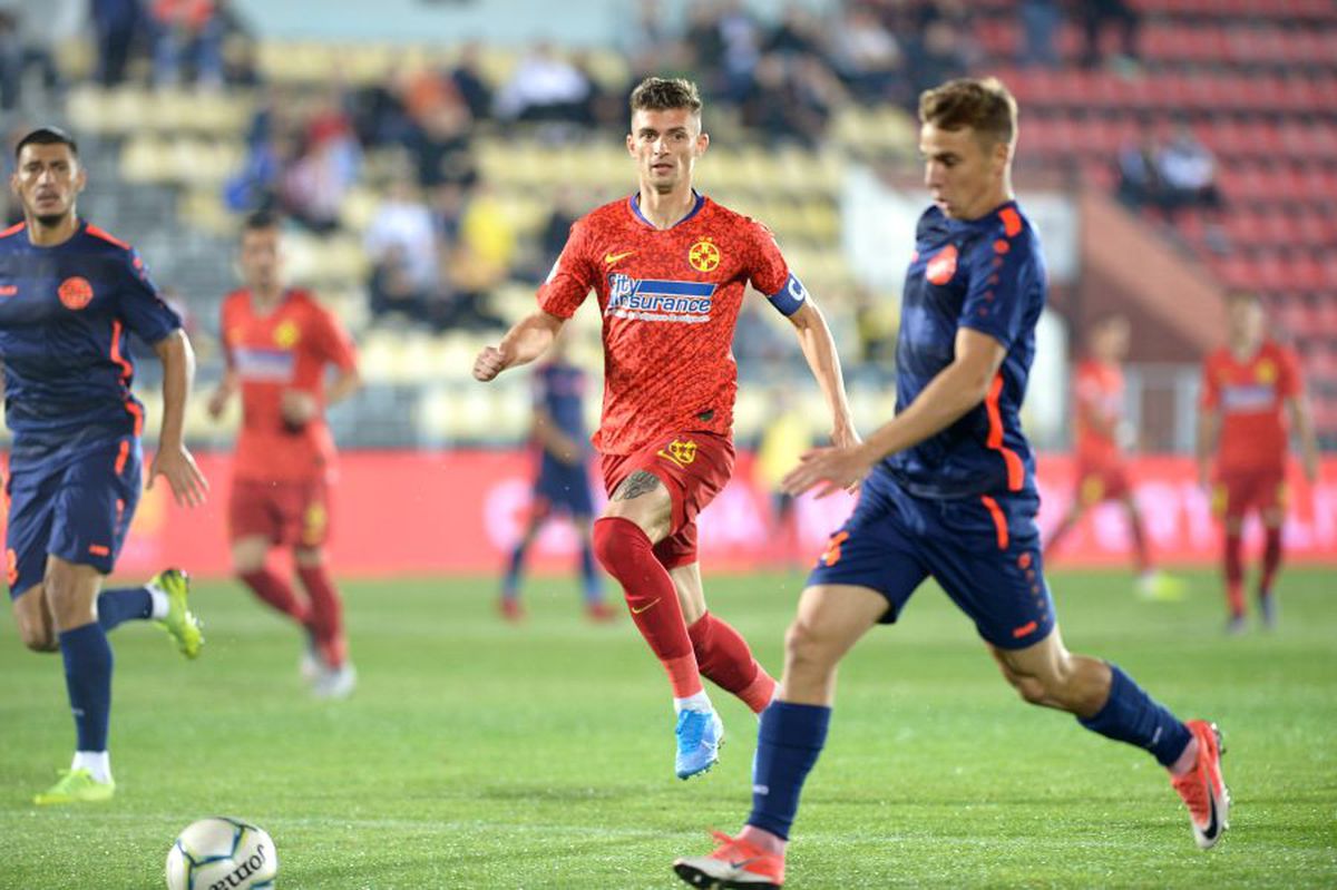 Metaloglobus - FCSB 0-2 // Puștii-minune au învins ursuleții! Roș-albaștrii se califică fără emoții în optimile Cupei României