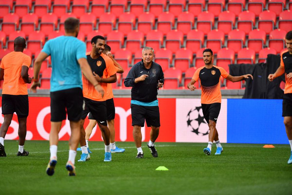 SLAVIA PRAGA - CFR CLUJ // VIDEO+FOTO Dan Petrescu se teme: „Slavia putea câștiga Europa League!” + Remarcă un detaliu surprinzător: „E inuman!”