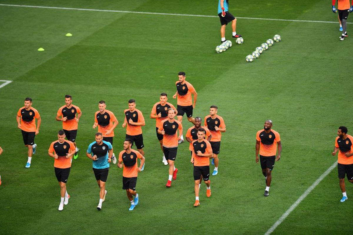 SLAVIA PRAGA - CFR CLUJ // VIDEO+FOTO Dan Petrescu se teme: „Slavia putea câștiga Europa League!” + Remarcă un detaliu surprinzător: „E inuman!”