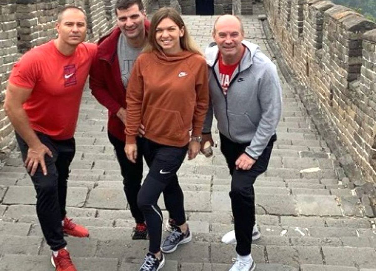FOTO Simona Halep și-a sărbătorit ziua de naștere pe Marele Zid Chinezesc + Mesaj pentru Darren Cahill