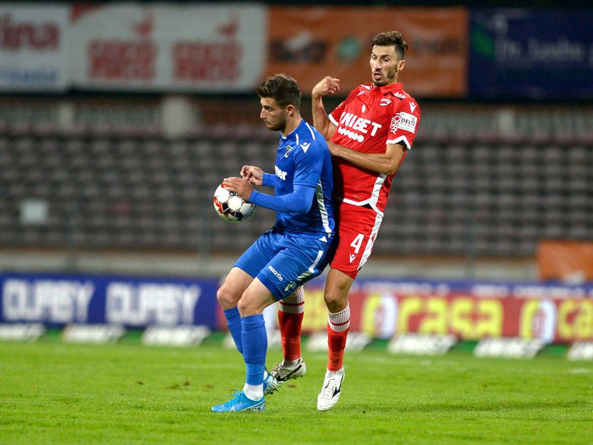 DINAMO - VOLUNTARI 2-1 // FOTO+ VIDEO Se vede play-off-ul! Dinamo luptă în tranșee cu Voluntariul, dar izbutește să-și adjudece punctele!