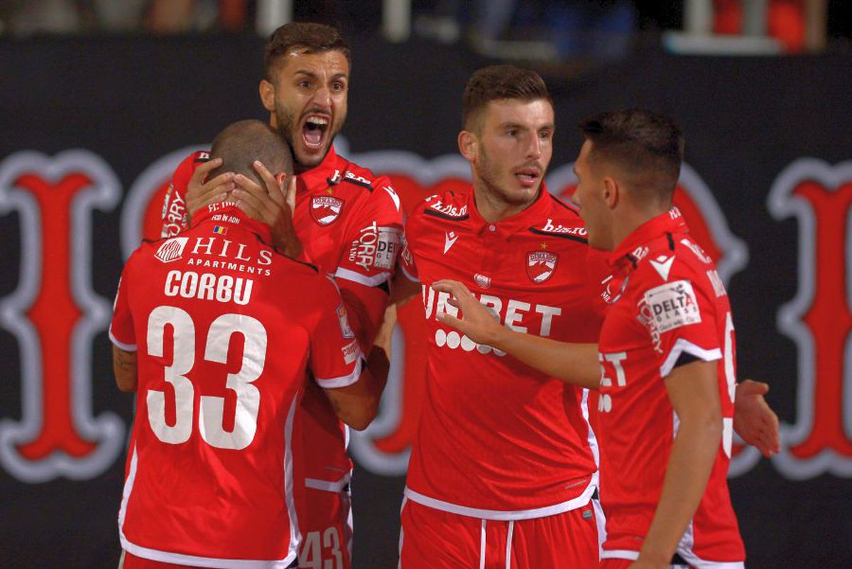 DINAMO - VOLUNTARI 2-1 // FOTO+ VIDEO Se vede play-off-ul! Dinamo luptă în tranșee cu Voluntariul, dar izbutește să-și adjudece punctele!