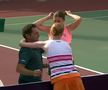 SORANA - CÎRSTEA - ALISON VAN UYTVANCK // FOTO Sealed with a kiss! Van Uytvanck, sărut cu iubita sa după victoria în fața Soranei Cîrstea