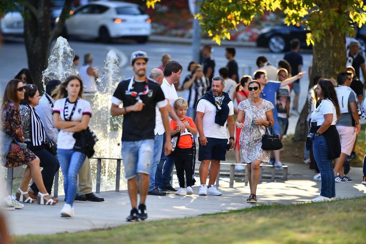 GUIMARAES - FCSB 1-0 // FCSB, out din Europa League după o prestație penibilă! Cronică de Remus Răureanu: „Calificarea ar fi aruncat la gunoi logica, toată teoria din fotbal și bunul simț”