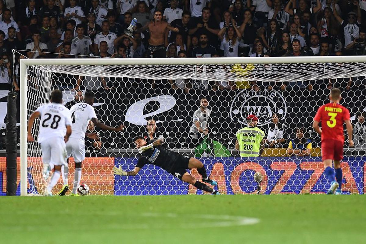 GUIMARAES - FCSB 1-0 // FCSB, out din Europa League după o prestație penibilă! Cronică de Remus Răureanu: „Calificarea ar fi aruncat la gunoi logica, toată teoria din fotbal și bunul simț”