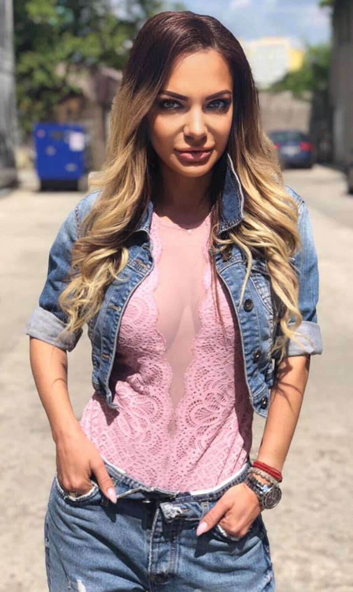 GALERIE FOTO Andreea Antonescu a dezvăluit că Ianis Zicu a încercat să o agațe: „Nu a marcat”