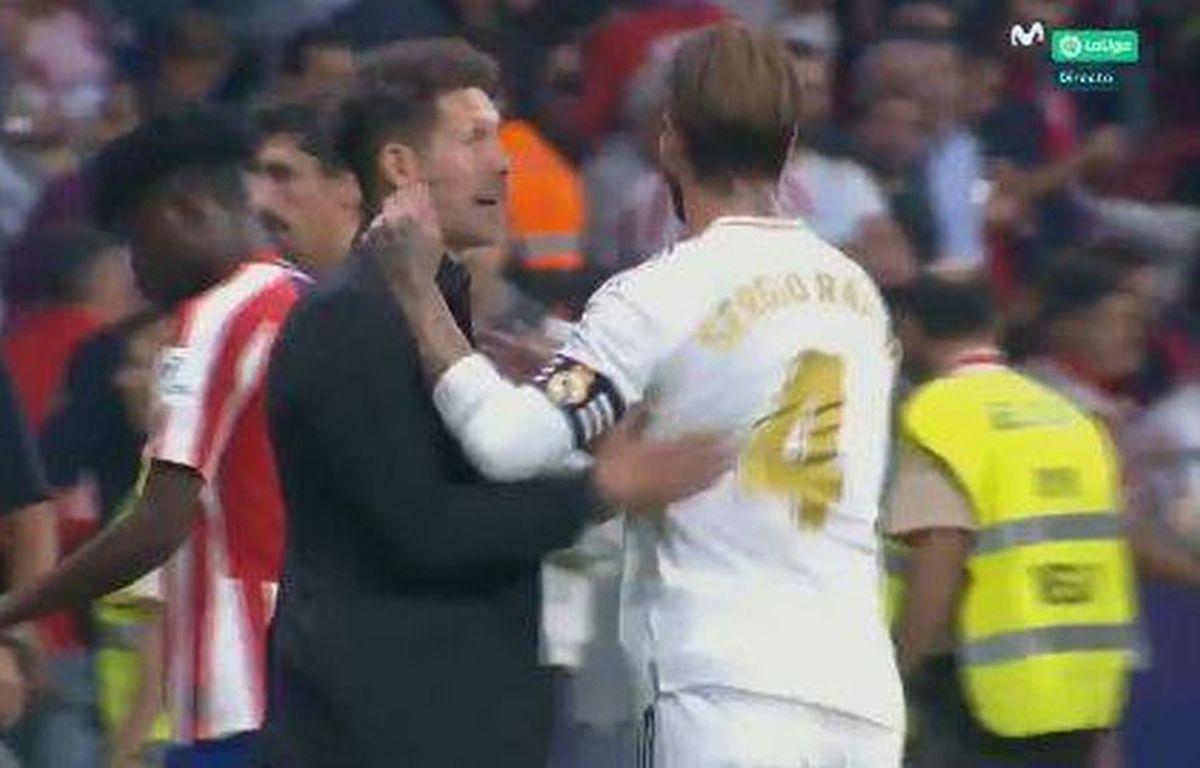 ATLETICO - REAL MADRID // Sergio Ramos a înjurat tușierul: „Curva care te-a făcut!” » Simeone a luat foc: „Cum îi permiți?”