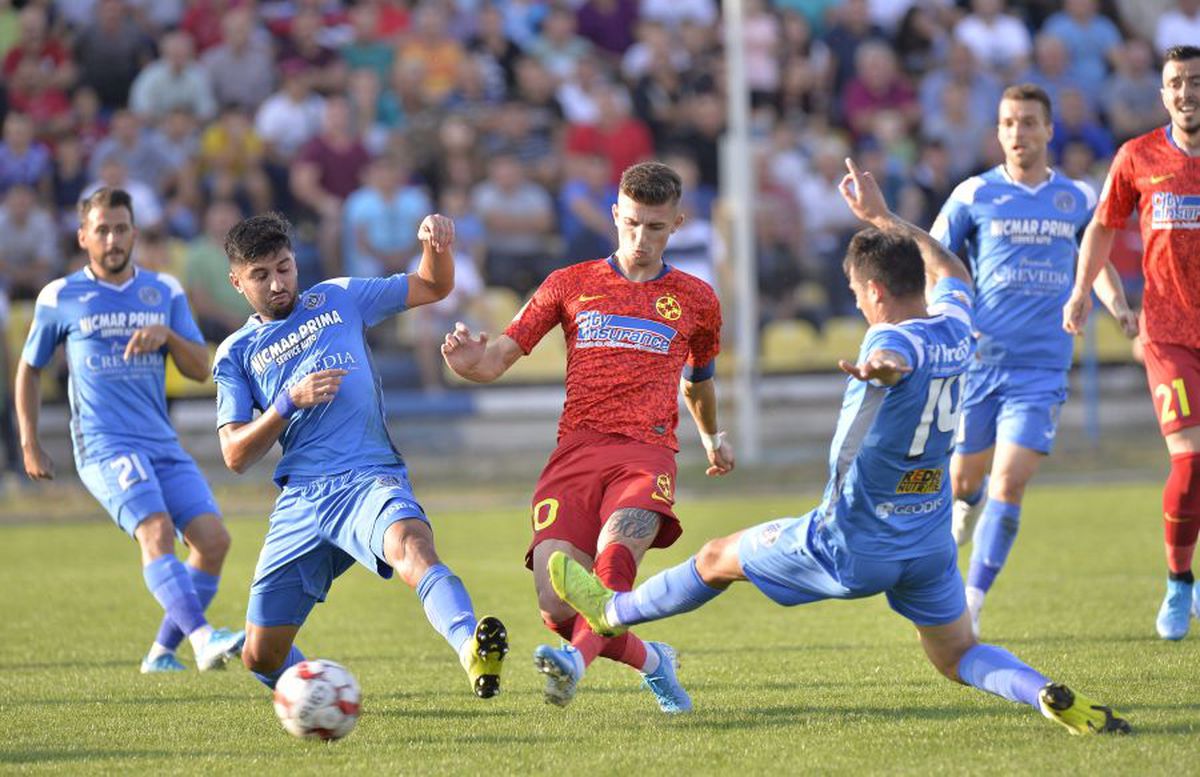 ACADEMICA CLINCENI - FCSB 0-3 // FOTO+VIDEO Cei mai buni de pe locul 8 » Au marcat toate „perlele” lui Gigi Becali