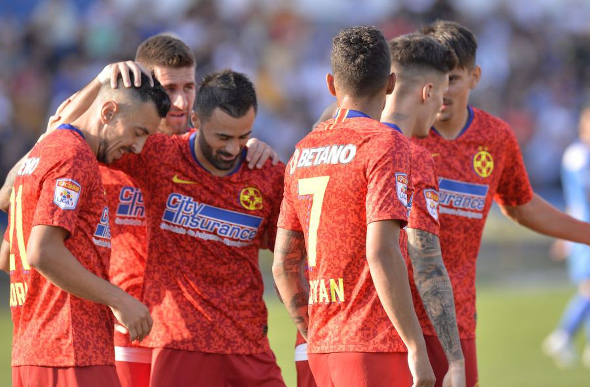 ACADEMICA CLINCENI - FCSB 0-3 // FOTO+VIDEO Cei mai buni de pe locul 8 » Au marcat toate „perlele” lui Gigi Becali