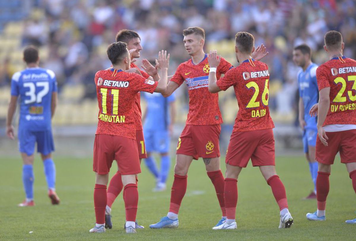 ACADEMICA CLINCENI - FCSB 0-3 // FOTO+VIDEO Cei mai buni de pe locul 8 » Au marcat toate „perlele” lui Gigi Becali
