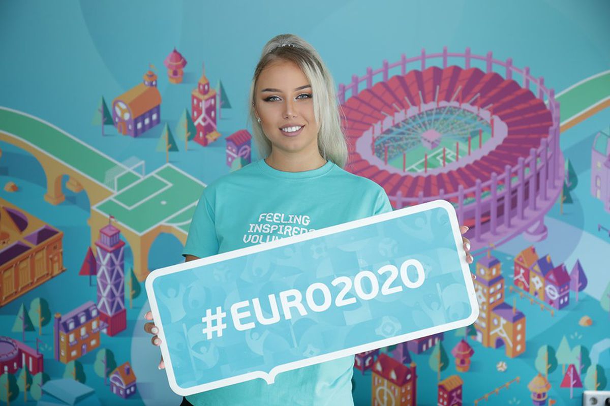 VIDEO+FOTO Cea mai sexy voluntară de la FRF! Va fi prezentă la meciul cu Spania și la EURO 2020