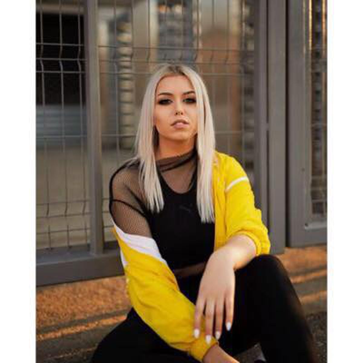 VIDEO+FOTO Cea mai sexy voluntară de la FRF! Va fi prezentă la meciul cu Spania și la EURO 2020