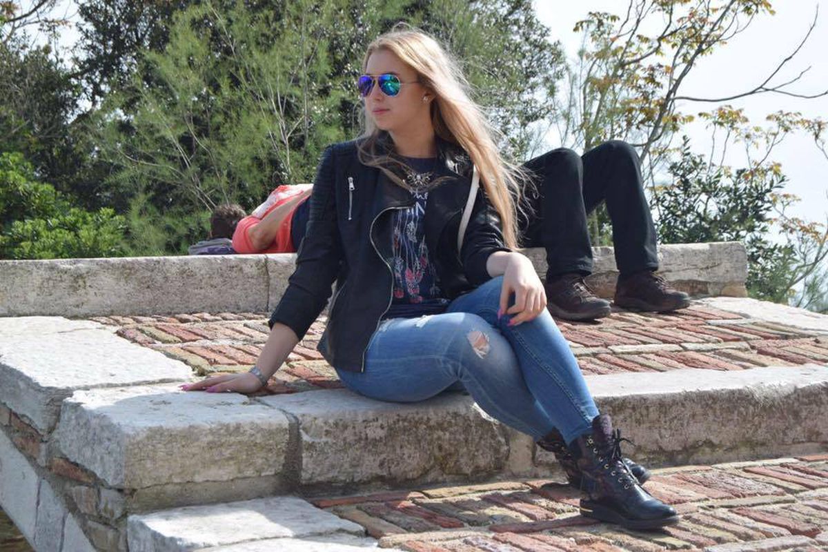 VIDEO+FOTO Cea mai sexy voluntară de la FRF! Va fi prezentă la meciul cu Spania și la EURO 2020